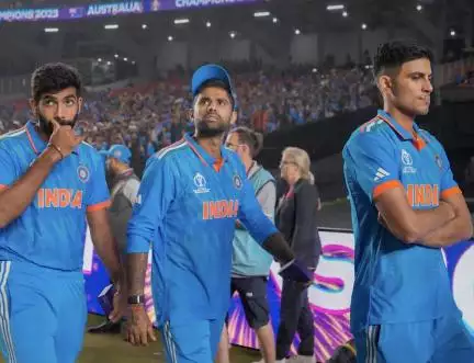 विश्व कप में भारत की हार के दुख से उबरने के लिए गुरुग्राम की कंपनी ने स्टाफ को दी छुट्टी #विश्व_कप #क्रिकेट