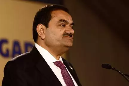 अदाणी ग्रीन एनर्जी में $1 बिलियन का निवेश कर सकते हैं गौतम अदाणी व उनका परिवार: रिपोर्ट #अदाणी