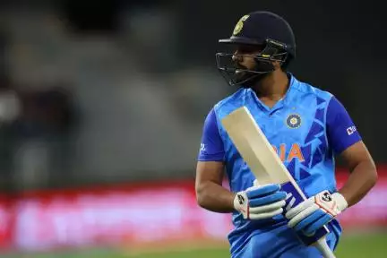 मुझे पता है आप क्या बोलना चाहते हो, आपको जवाब मिलेगा: टी20 विश्व कप से जुड़े सवाल पर रोहित शर्मा #क्रिकेट #रोहित