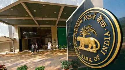 आरबीआई के मुंबई स्थित दफ्तर को बम से उड़ाने की धमकी देने वाला शख्स गुजरात में हुआ अरेस्ट #अपराध #आरबीआई