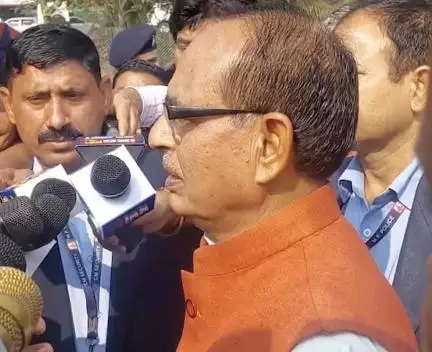 भोपाल गैस त्रासदी के मृतकों को शिवराज ने दी श्रद्धांजलि, कहा- वो रात याद कर हम कांप उठते हैं #शिवराज_सिंह
