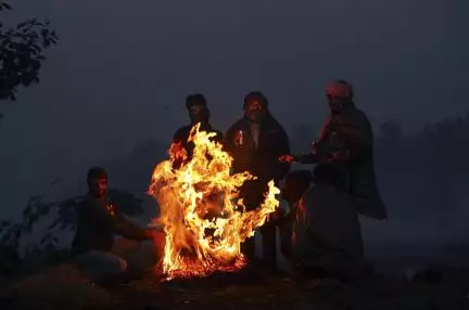 उत्तर व पश्चिम भारत के मैदानी इलाकों में आज की सबसे ठंडी जगहों की सूची हुई जारी #मौसम #ठंड