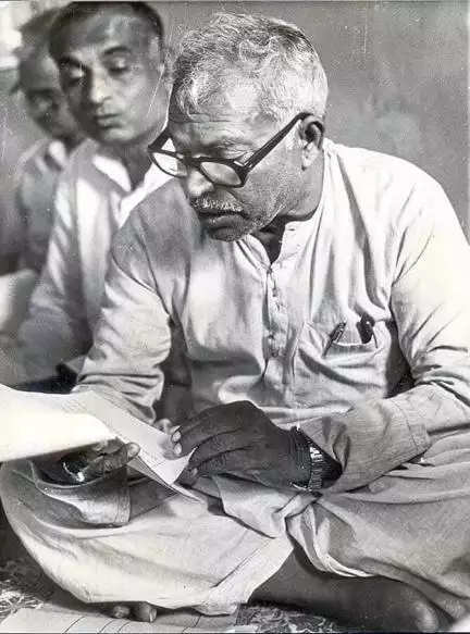 बिहार के पूर्व सीएम कर्पूरी ठाकुर की जयंती पर सीएम नीतीश समेत कई नेताओं ने दी श्रद्धांजलि #कर्पूरी_ठाकुर