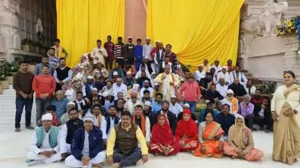 150 किमी की पदयात्रा के बाद 'मुस्लिम राष्ट्रीय मंच' के 350 लोगों ने किए रामलला के दर्शन #रामलला