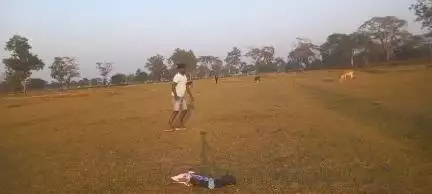 #Bhagwandas #Toppo, fast catch (20sec) 🇮🇳

#Mowgli #JungleBook #MowgliLand #BoomerangIndia #KheloIndia #Bhutan
#BoomerangsAroundTheWorld #BoomerangSport #Tribal #indigenous #Boomerang #Boomerangs