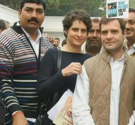 अमेठी के दिल की धड़कन श्री राहुल गांधी जी 19 फ़रवरी को आगमन पर भव्य स्वागत की तैयारी हो रही है ।
#rahul_aayenge
#RahulGandhi
#priyankagandhivadra