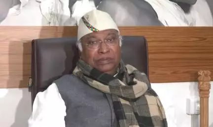जो मोदी जी के साथ नहीं गया, वह जेल जाएगा: हेमंत सोरेन की गिरफ्तारी पर मल्लिकार्जुन खरगे #राजनीति #हेमंत_सोरेन