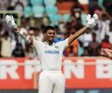 मैदान में सोने वाला लड़का आज खिलाड़ियों को मैदान में जगा रहा है: यशस्वी के दोहरे शतक पर इरफान #क्रिकेट #यशस्वी