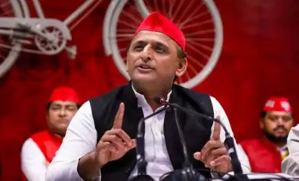 सपा ने भी यह मांग की थी: चौधरी चरण सिंह को 'भारत रत्न' दिए जाने की घोषणा के बाद अखिलेश यादव #राजनीति #भारत_रत्न