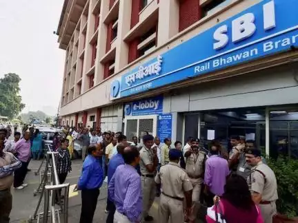 आपने 26 दिनों में क्या किया?: चुनावी बॉन्ड केस में एसबीआई से सुप्रीम कोर्ट #चुनावी_बॉन्ड #एसबीआई