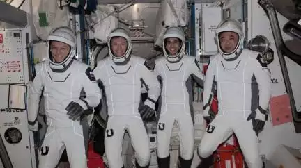 6 महीने अंतरिक्ष में बिताने के बाद धरती पर सुरक्षित लौटे 4 अंतरिक्षयात्री, वीडियो जारी #नासा #अंतरिक्ष