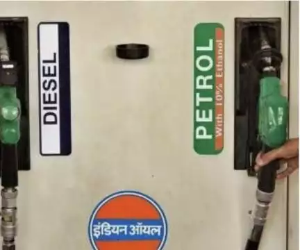देशभर में ₹2/लीटर घटाए गए पेट्रोल और डीज़ल के दाम #पेट्रोल #डीज़ल
