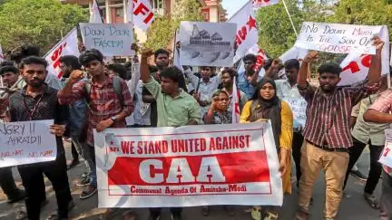 सीएए पर रोक लगाने की मांग वाली याचिकाओं पर सुप्रीम कोर्ट ने केंद्र को भेजा नोटिस, 3 हफ्ते के अंदर मांगा जवाब #सीएए