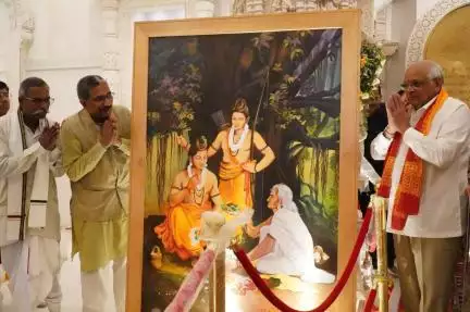 गुजरात के सीएम ने अपने मंत्रिपरिषद के साथ अयोध्या में किए रामलला के दर्शन #अयोध्या #रामलला