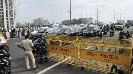 किसानों के फिर से विरोध प्रदर्शन शुरू करने के चलते दिल्ली की सीमाओं पर बढ़ाई गई सुरक्षा #किसान_आंदोलन