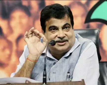 100% संभव: 'क्या भारत को पेट्रोल और डीज़ल कारों से मुक्ति मिल सकती है?' सवाल पर नितिन गडकरी #ईंधन #पेट्रोल