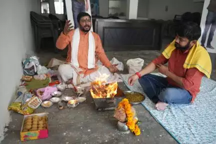 पूजा और हवन के बाद कन्हैया कुमार ने उत्तर पूर्वी दिल्ली लोकसभा सीट से दाखिल किया नामांकन #चुनाव #कन्हैया_कुमार