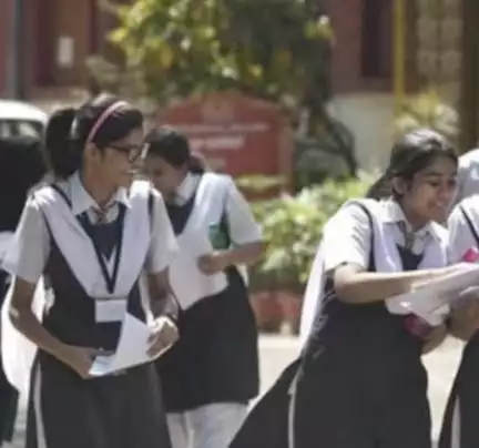 जम्मू-कश्मीर के सभी स्कूलों में अब सुबह की सभा में राष्ट्रगान गाना होगा अनिवार्य #राष्ट्रगान