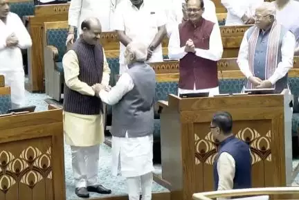आपको मेरी और इस सदन की तरफ से बहुत-बहुत शुभकामनाएं: ओम बिरला के लोकसभा अध्यक्ष बनने पर पीएम मोदी #लोकसभा_अध्यक्ष
