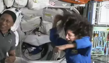इंटरनैशनल स्पेस स्टेशन पहुंचने पर अंतरिक्षयात्री सुनीता विलियम्स ने किया डांस #अंतरिक्ष