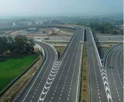 वित्त मंत्री ने बिहार के लिए किया 2 नए एक्सप्रेसवे समेत ₹26,000 करोड़ के रोड प्रोजेक्ट का एलान #बजट_2024