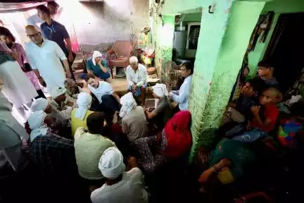 राहुल गांधी ने हाथरस हादसे के पीड़ित परिवारों से की मुलाकात, सामने आया वीडियो #हाथरस