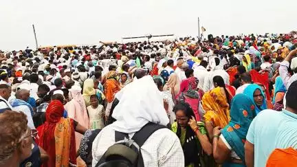हाथरस भगदड़ मामले के मुख्य आरोपी को नौकरी से किया गया बर्खास्त #हाथरस