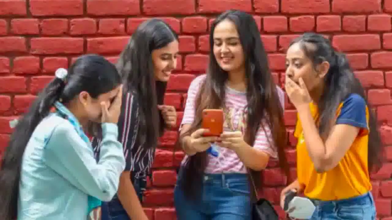 राजस्थान में 10वीं कक्षा के परीक्षा परिणाम हुए जारी, 80.63% विद्यार्थी हुए पास #परीक्षा_परिणाम