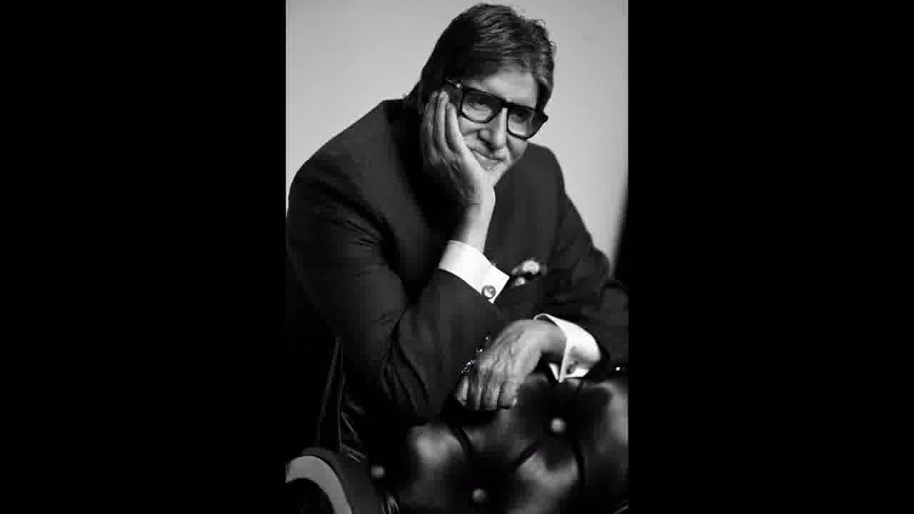 नीले पीपीई के समंदर में: कोविड-19 से उबरने के बाद अमिताभ ने दोबारा शुरू की 'केबीसी 12' की शूटिंग, शेयर की तस्वीर #अमिताभ