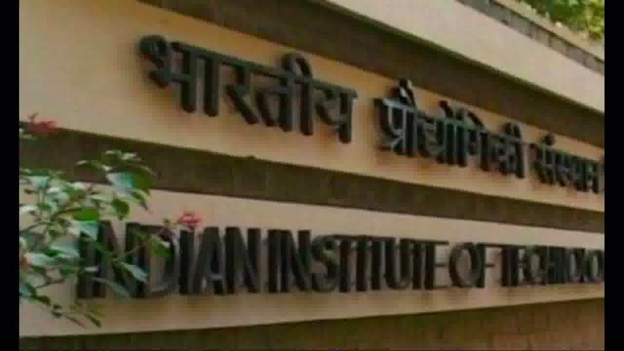 जेईई मेन 2020 में इंदौर के आकर्ष जैन ने 99.99 परसेंटाइल के साथ एमपी में किया टॉप #परीक्षा #jee