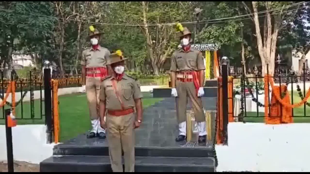 पुलिस स्मृति दिवस पर इस वर्ष शहीद हुए झारखंड के 8 पुलिसकर्मियों को डीजीपी एमवी राव ने दी श्रद्धांजलि #पुलिस_स्मृति_दिवस