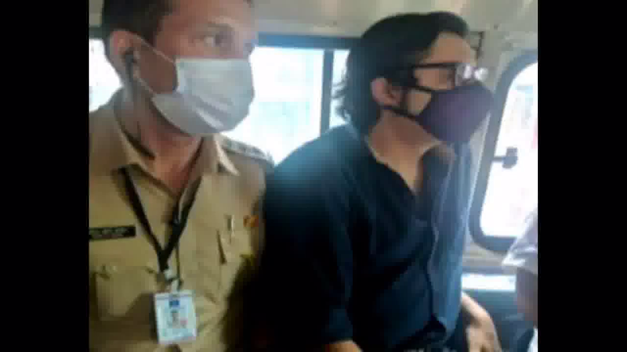 ज़मानत याचिका खारिज करने के बॉम्बे हाईकोर्ट के फैसले को अर्नब ने सुप्रीम कोर्ट में दी चुनौती #अर्नब