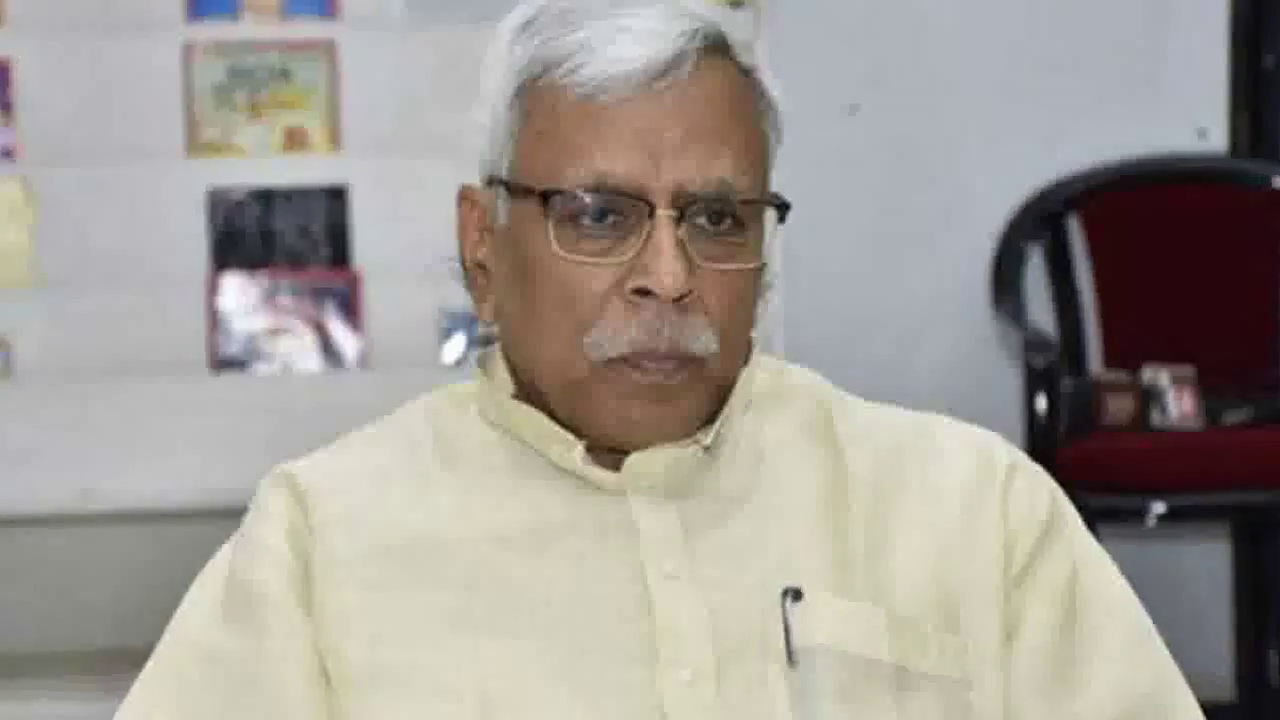 वह अन्य BJP नेता को उभरने का मौका नहीं देते थे इसलिए काटा गया उनका पत्ता: सुशील मोदी पर शिवानंद तिवारी #बिहार_चुनाव