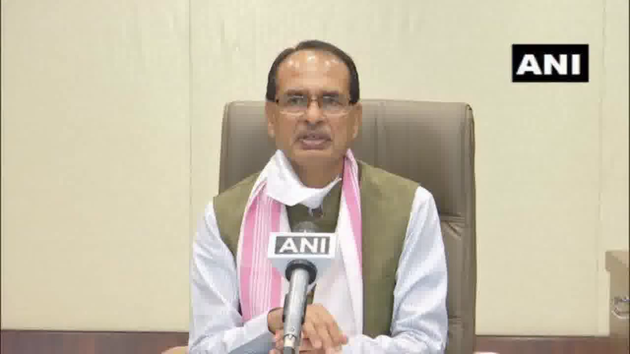 इमरती देवी ने मंत्री पद से दिया इस्तीफा, कहा- अब ये मुख्यमंत्री के ऊपर है कि वो इसे स्वीकारते हैं या नहीं #इमरती_देवी