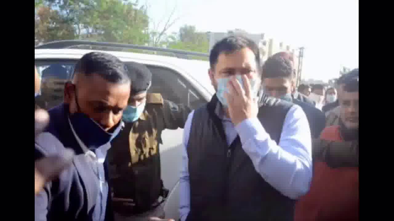 बिहार चुनाव के बाद पहली बार पिता लालू यादव से रांची के रिम्स में मिले तेजस्वी यादव  #लालू  #रिम्स