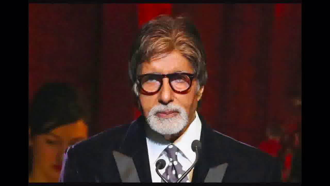 अमिताभ बच्चन ने अनुष्का-विराट पर शेयर किया जोक, कहा- 'उनके सम्मान के साथ' #अमिताभ #कोहली