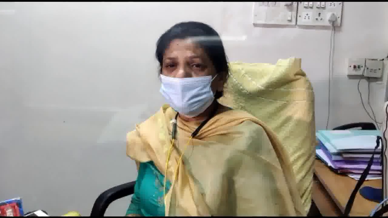 अवैध रूप से रेमडेसिविर बेचने के आरोप में एमपी में स्वास्थ्य अधिकारी का ड्राइवर अरेस्ट  #कोरोना_वायरस #रेमडेसिविर