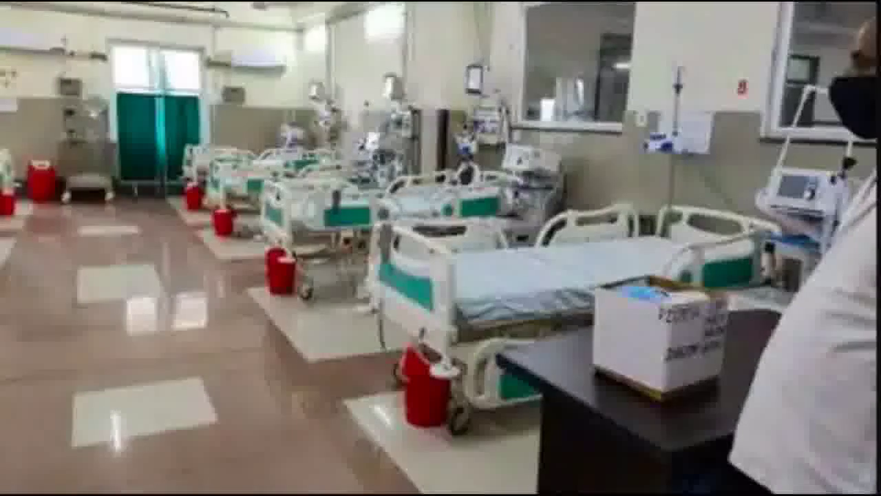 फिरोज़ाबाद के एक मेडिकल कॉलेज में बेकार पड़े हैं 67 नए वेंटिलेटर, सालभर से नहीं हुए इस्तेमाल #वेंटिलेटर