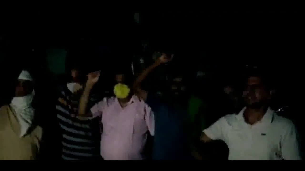 इंडियन मेडिकल एसोसिएशन के सदस्यों ने भिवानी में बाबा रामदेव को दिखाए काले झंडे #बाबा_रामदेव #आईएमए