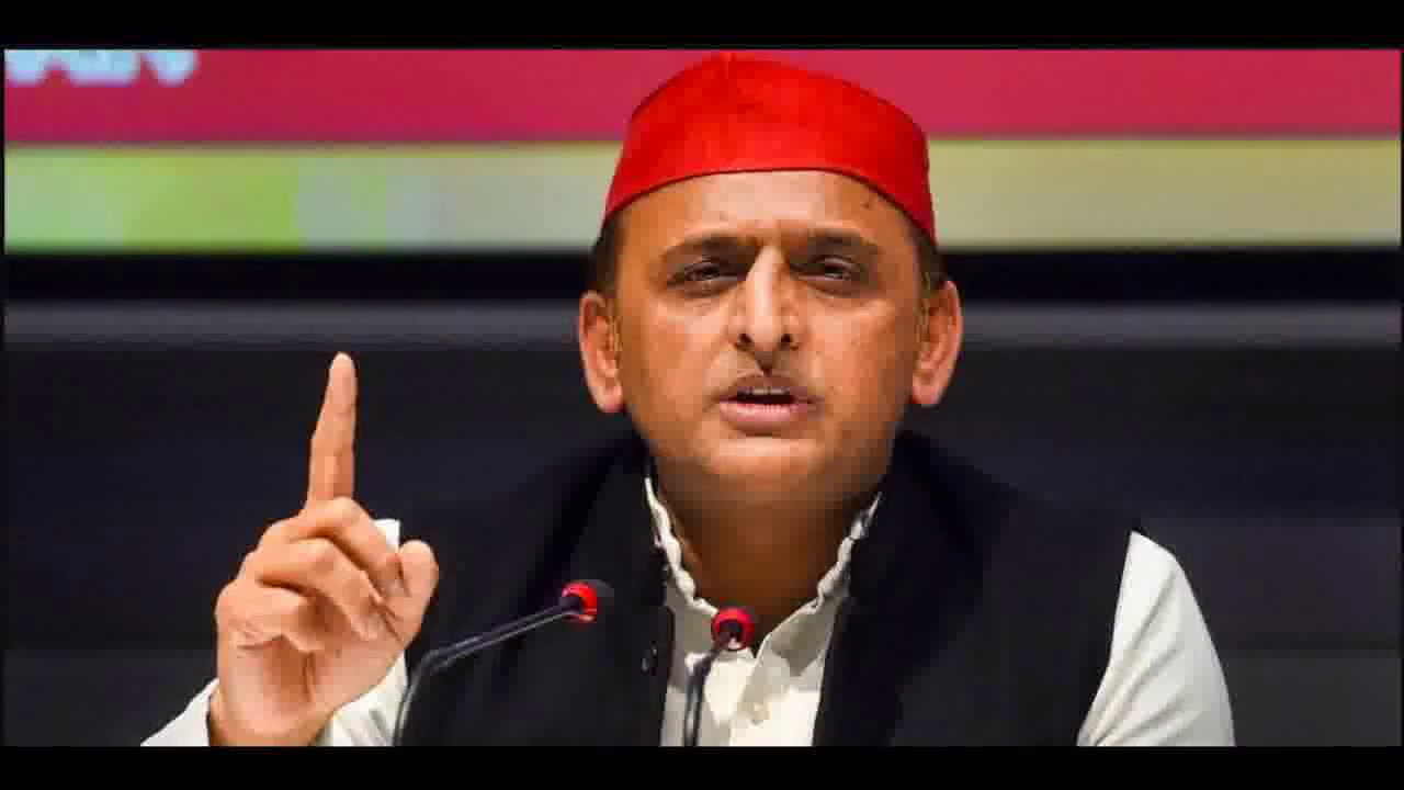 सरकार UP की जनता को वैक्सीन लगा दे और जब आखिरी वैक्सीन बचे तो हमें भी लगा दें: अखिलेश #कोविड_वैक्सीन #राजनीति
