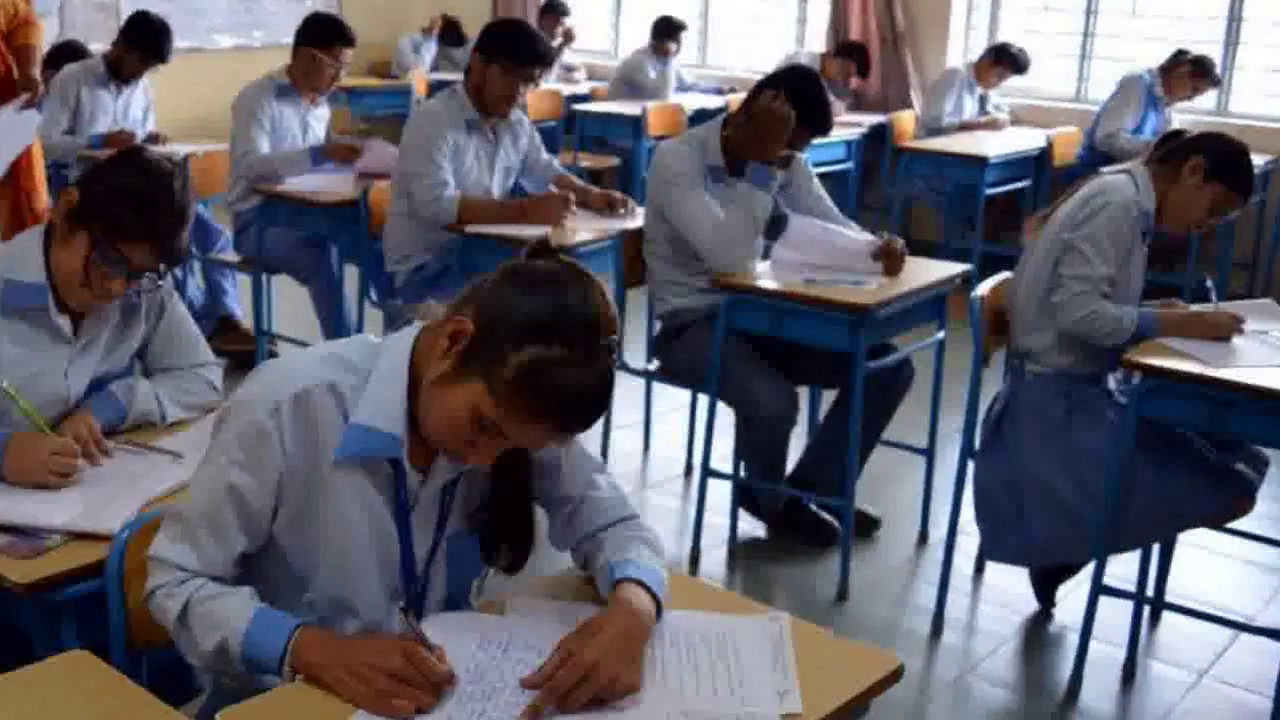 छत्तीसगढ़ बोर्ड के 12वीं के नतीजे घोषित, 97.43% विद्यार्थी हुए पास #परीक्षा_परिणाम