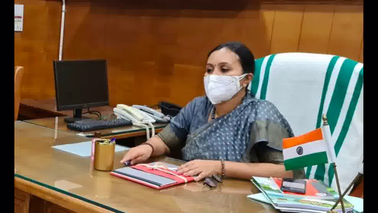 केरल में ज़ीका वायरस के पहले मामले की हुई पुष्टि, 24-वर्षीय गर्भवती पाई गईं संक्रमित #ज़ीका_वायरस