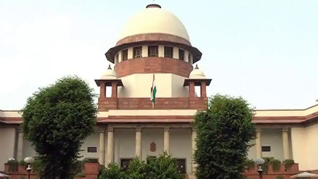 सुप्रीम कोर्ट ने बिहार सरकार को दी बालू खनन की अनुमति, कहा- वैध खनन पर रोक से अवैध खनन कुकुरमुत्ते की तरह बढ़ रहा #खनन