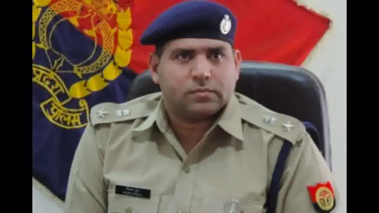 यूपी सरकार ने लखीमपुर खीरी के एसपी विजय ढुल का किया तबादला, पुलिस मुख्यालय में किया गया अटैच #यूपी_सरकार #लखीमपुर_एसपी