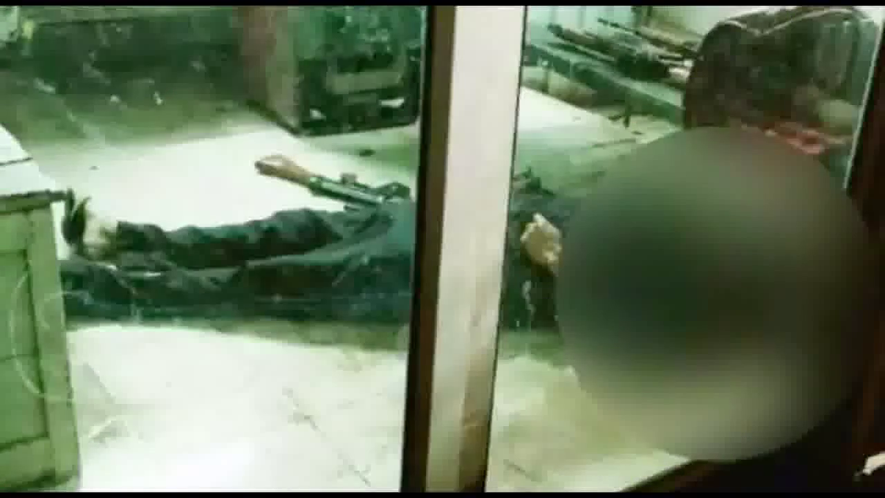 रायपुर स्थित भाजपा प्रदेश कार्यालय की सुरक्षा में तैनात पुलिसकर्मी ने गोली मारकर की आत्महत्या #खुदकुशी