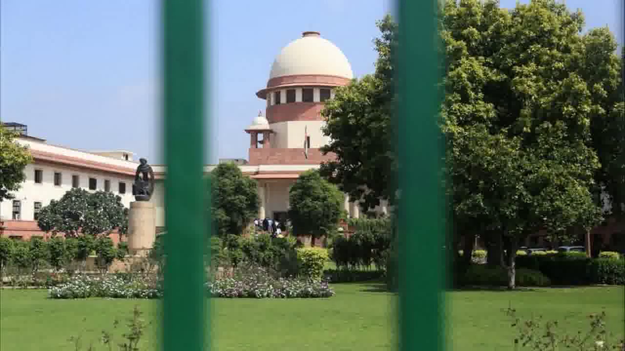 सुप्रीम कोर्ट ने 10वीं और 12वीं की ऑफलाइन बोर्ड परीक्षाएं रद्द करने से किया इनकार #सीबीएसई
