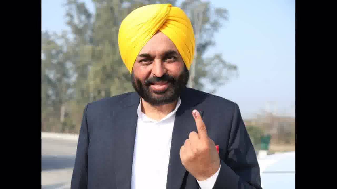 पंजाब के होने वाले मुख्यमंत्री भगवंत मान को धुरी सीट से जीतने पर दिया गया सर्टिफिकेट
#विधानसभा_चुनाव_2022