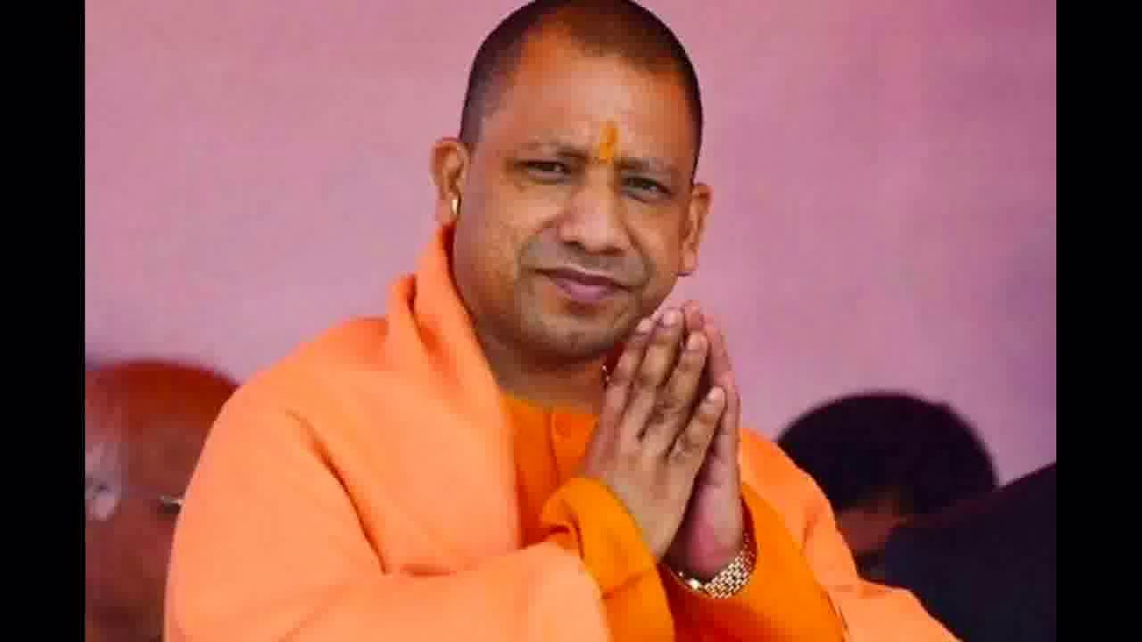 यूपी में 'बुलडोज़र बाबा' के बुलडोज़र ने काम किया, योगी जी को बधाई: फडणवीस #राजनीति #यूपी_चुनाव