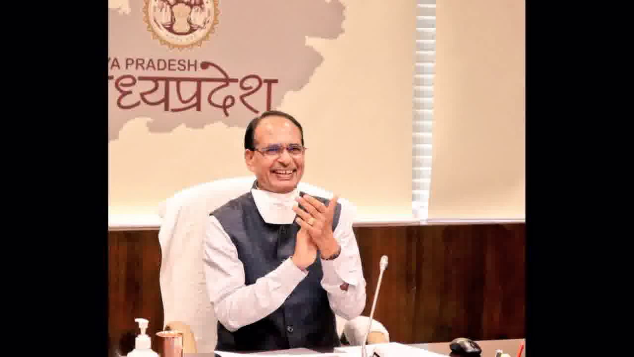 CM शिवराज ने योगी आदित्यनाथ को उत्तर प्रदेश के मुख्यमंत्री पद की शपथ लेने से पूर्व दी शुभकामनाएं #योगी_आदित्यनाथ