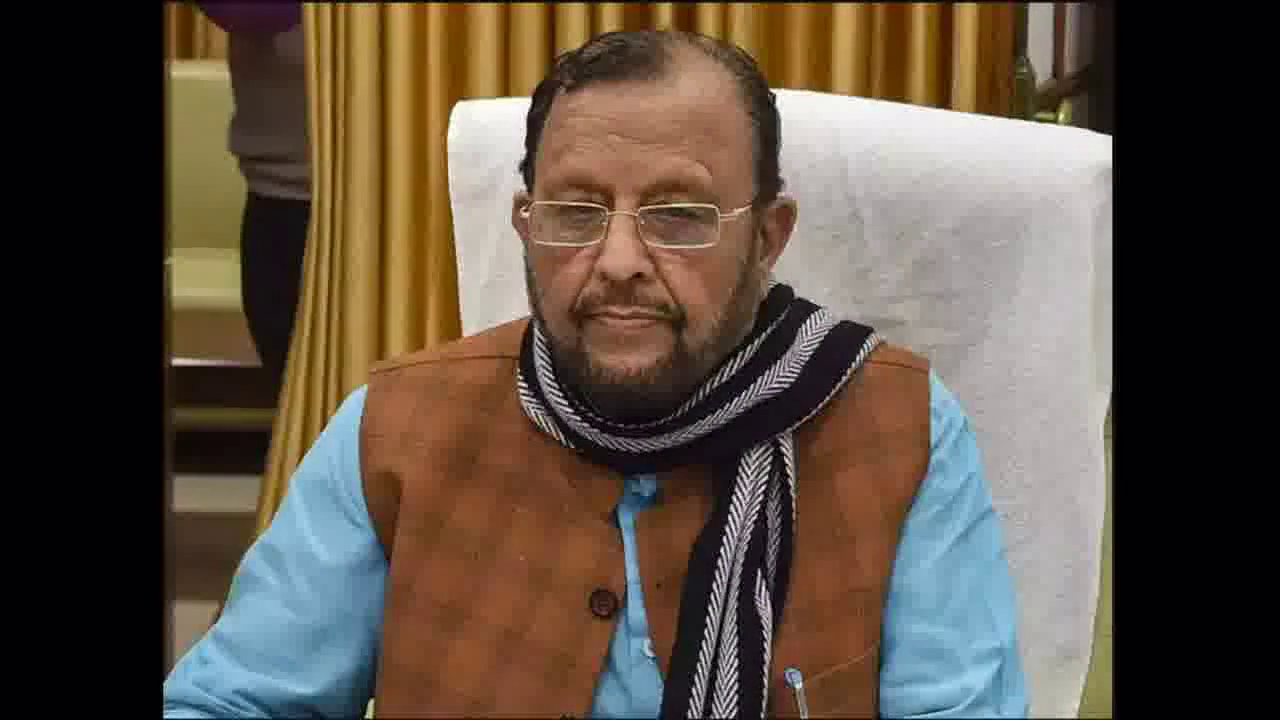 देश के संसाधनों पर पहला अधिकार गरीबों का है: यूपी के मंत्री सुरेश खन्ना #यूपी_सरकार